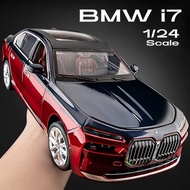 1:24 Scale BMW I7 Alloy Car Model Diecast Car Sound Light Car Lovers Collection Kids Birthday Gift M