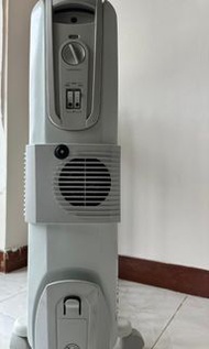 Delonghi  充油式暖爐 KH771330