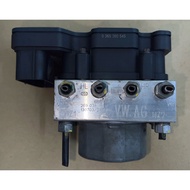 Volkswagen Polo 1.6 Abs Pump (6RF614117E) VW AG