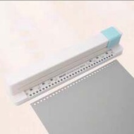 30-Hole Manual Punch - Adjustable Hole Spacing, Suitable For Loose-Leaf Notebooks, Planners, Punchin