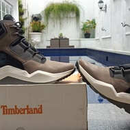 Timberland madbury size 40