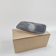 Volvo Old Style S60S80XC90 Fender Light Turn Signal Fender Turn Signal Fender Light Repair Parts