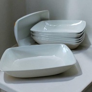 Thai Airways Plastic Crib Plates 1 Pack Contains 12 Pieces Size 17*11*4cm.there Is A Beautiful Logo 