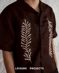 ( Leisure Projects) SEA GRASS RELAX HAWAIIAN SHIRT เสื้อเชิ๊ตเเขนสั้นปกทรงฮาวาย ทรง boxy cut ผ้าลินิ