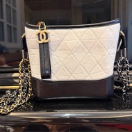 CHANEL GABRIELLE 小號 白色牛皮流浪包 29開