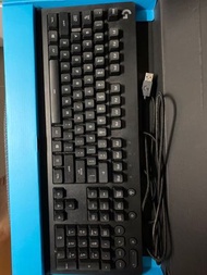 Logitech g213