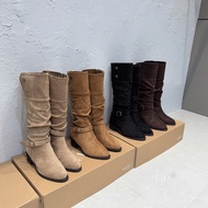 Fold-up button boots can be worn in 2 styles from Qccc, 6cm high sole, super soft suede, hugs the fo