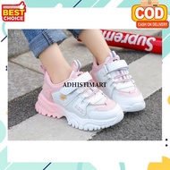 Children's Sneakers Shoes for Girls, Korean Models Imported with Latest Love Motifs for Children Age