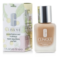 CLINIQUE - Superbalanced MakeUp