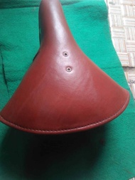 Sadel kulit asli