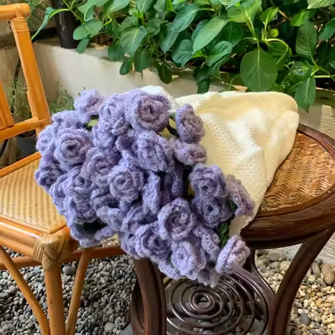 Fake Flower Crochet Rose Bouquet Blanket Fashion Soft Rose Nap Blanket Finished Flower Hugging Blank