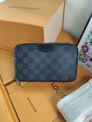 💯🆕 LV ALPHA WEARABLE 男款 手拿包 黑色