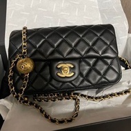Chanel 22B Mini Classic Flap Bag 20cm🖤🔓經典黑色金扣金球手袋