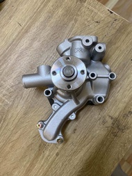 ปั้มน้ำ ยันมาร์ EF494T 129054-42003 1ลูก