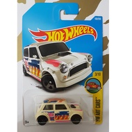 HOTWHEELS HW ART CARS MORRIS MINI WHITE (9.6)