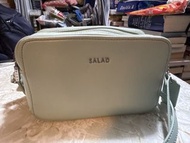 SALAD 淺綠色斜背包