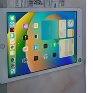 IPAD 5th gen cellular + wifi