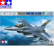 Tamiya 60315 F-16 CJ block 50 Aircraft Model (1/32)