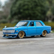 Maisto 1:24 Nissan 1971 Datsun 510 BlueBird SSS Sports Car Static Die Cast Vehicles Model Car Toys s