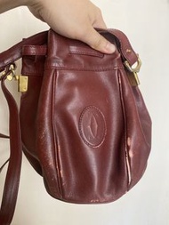 Cartier Le Must de Cartier 紅色水桶包