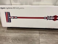 Dyson cyclone V10 Fluffy Extra（未拆封）