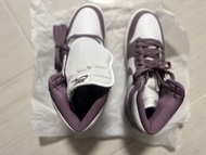 Nike Air Jordan 1 High OG 紫色