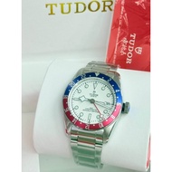 Automatic GMT Watch – Pepsi Bezel Edition