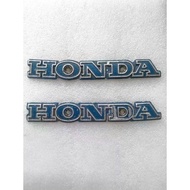 Honda CB100K3 CB125K6 CB125s CB200 CB200T Tank Emblem original used 1pair