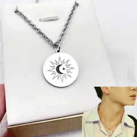 Popular Thai Drama Khaotung Creative Moon Star Pattern Round Pendant Necklace Fashion Jewelry Access