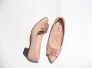 รองเท้าเเฟชั่นผู้หญิงเเบบคัชชูส้นเตี้ย No. 688-59 NE&amp;NA Collection Shoes