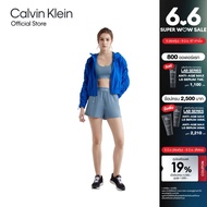 CALVIN KLEIN กางเกงออกกำลังกายขาสั้นผู้หญิง High-Rise Shorts รุ่น 4WS4S819 420 - สีCERAMIC BLUE