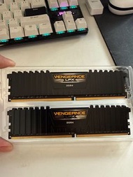 Corsair Vengeance LPX DDR4 記憶體