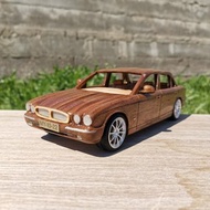 客製化玩具車模型 Jaguar XJ8 2006