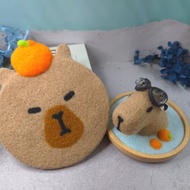 柑橘蜜花園裡游泳的水豚君杯蓋杯墊組