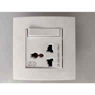 SCHNEIDER VIVACE 13A UNIVERSAL SOCKET