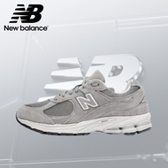 1 New Balance NB 2002R ML2002RC Sneakers