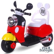 【育兒采家】米奇造型 兒童電動機車 兒童電動摩托車 三輪摩托車 充電式電動童車 MP3 可調音量 附椅背 