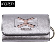 พวงกุญแจ Prada [ใหม่เอี่ยม] 1PG004 2B7S F00KK หนัง Saffiano 4 ห่วง [มือสอง]