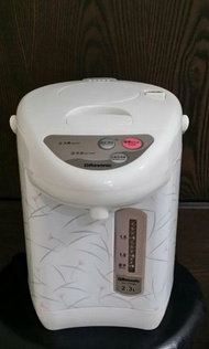 Rasonic 樂信牌2.3L 電熱水壺