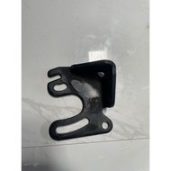 Bracket Motor Power Steering Iswara / Saga Used Original