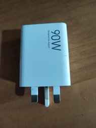 小米90W充電器