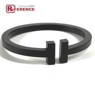 กำไลข้อมือทรงสี่เหลี่ยม T-Square จาก TIFFANY & Co.