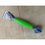 Lemon Squeezer & Zester