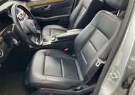 BENZ E200 2011款 銀色