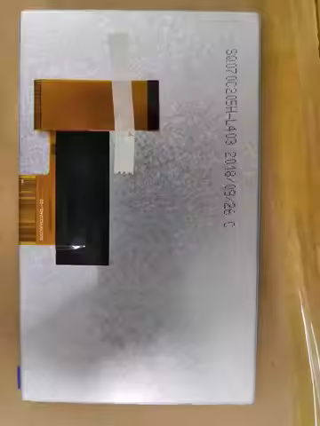 SQ070FPCC240L-02 SQ070070C205H-L403 SQ0701-B2ET302-37E401 SQ0708-B3EI300-37E401 7 INCH LCD