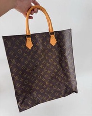 LOUIS VUITTON   老花琴譜包