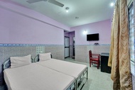 Hotel O by OYO GURU NANAK RESIDENCY