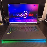 ASUS G834JZ 18吋2K電競筆電 (i9-13980HX/RTX4080/32G/1TB+2TB SSD/ROG Strix SCAR 18)