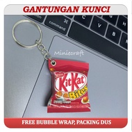 GANTUNGAN KITKAT BITES MINIATURE KEYCHAIN Cute Keychain Mini Keychain