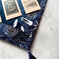 由日本占卜師　純手工製作的　塔羅牌桌布　Made in JAPAN